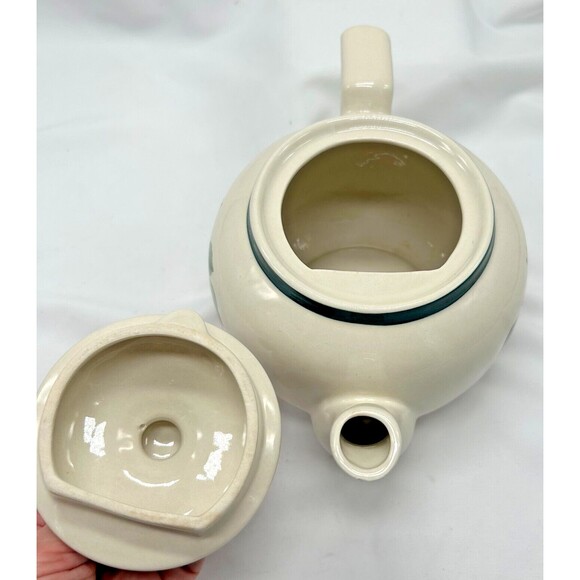 VINTAGE Casuals by China Pearl ~ Red Apples ~ Stoneware Tea Pot w Lid ~ 5 cups - Picture 6 of 9